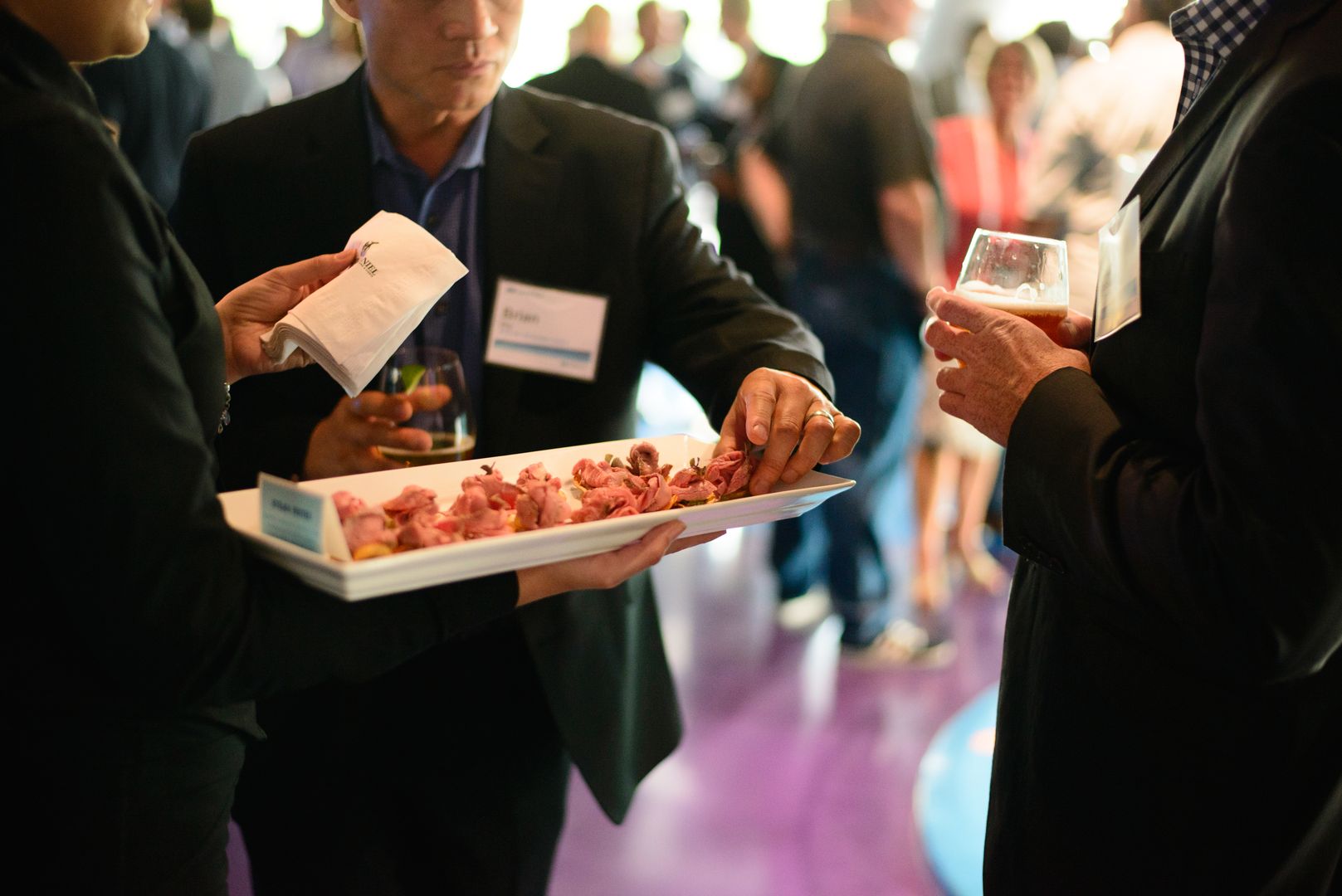 Ripley's_Aquarium_Corporate_Catering_Passed_Hors_D'oeuvre_Steak_Frite