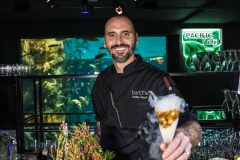 Ripley's_Aquarium_Corporate_Catering_Bar_Chef